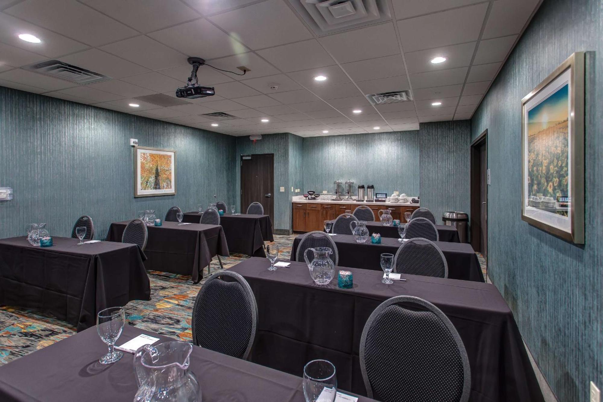 Hampton Inn & Suites-Wichita/Airport, Ks Kültér fotó